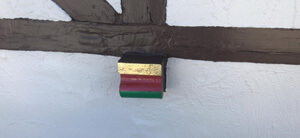 Vergoldung an einem Fachwerkhaus